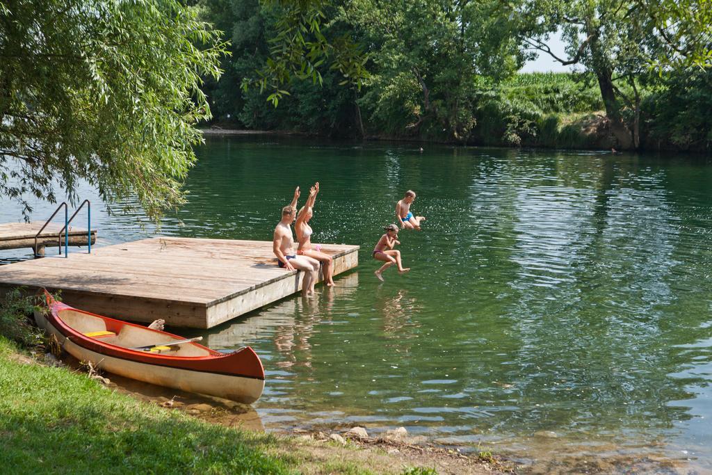 Holiday resort&camping Bela krajina - river Kolpa Metlika Exteriör bild